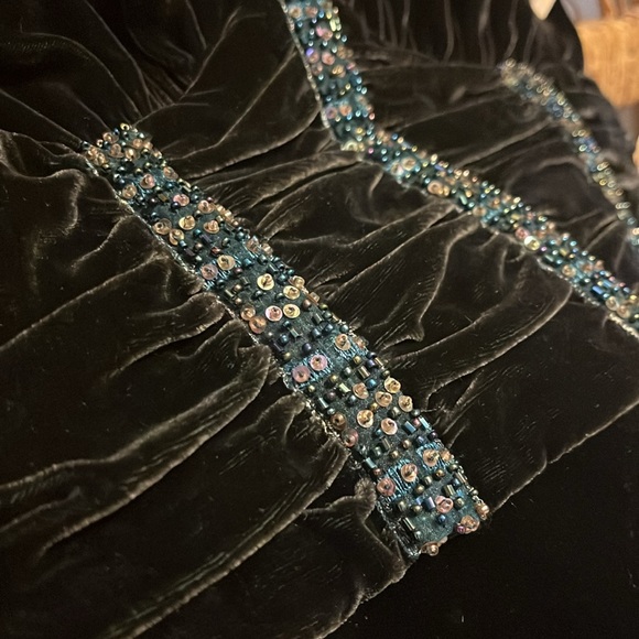 Molly New York Velvet Halter Dress - Size 6 - Picture 4 of 10